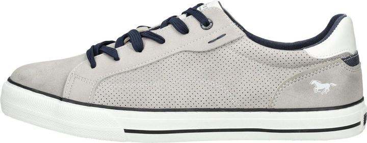Mustang Sneaker (42)