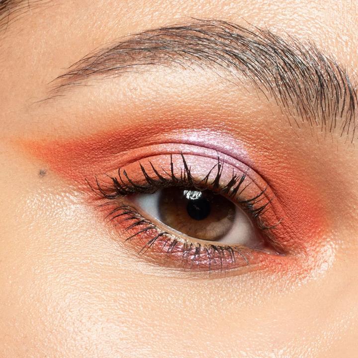 Actual product image Catrice Colour Blast Eyeshadow Palette 010 Tangerine meets Lilac (010 Tangerine meets Lilac)