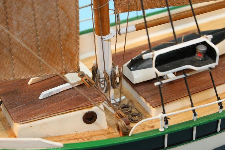 Actual product image Billing Boats Dana - Plastic hull 1:60 - (428316)