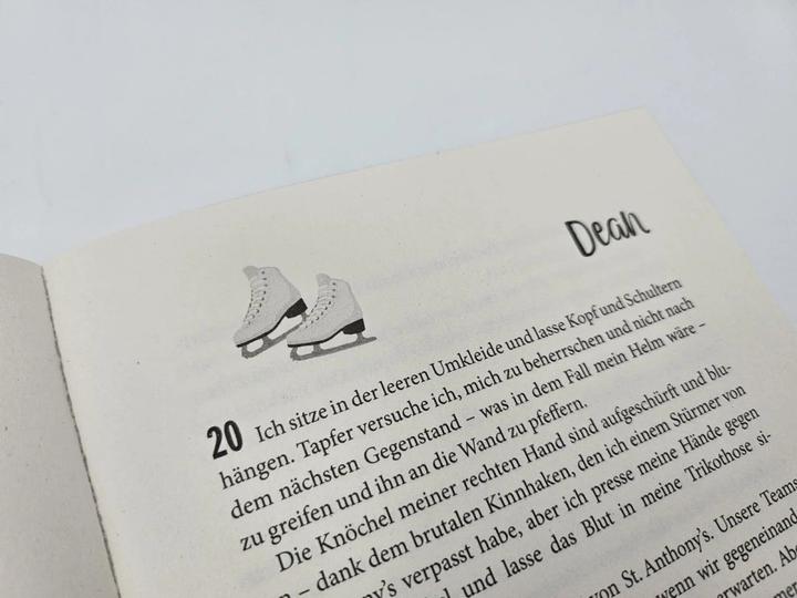 Actual product image The Score – Mitten ins Herz (German, Elle Kennedy, Christina Kagerer, 2024)