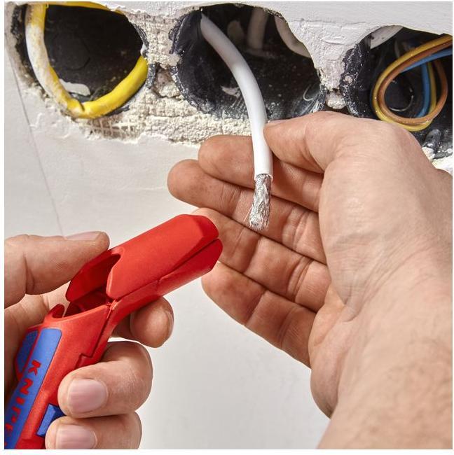Actual product image Knipex ErgoStrip (135 mm)