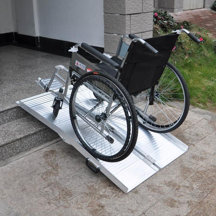Actual product image Wiltec Wheelchair loading ramp Aluminum 2x foldable 152cm 270kg