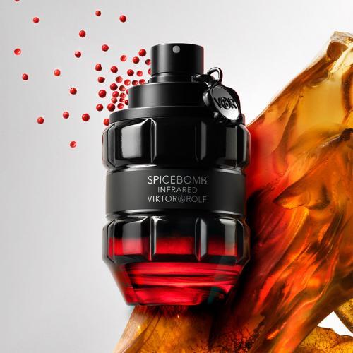 Actual product image Viktor & Rolf Spicebomb Infrared by Eau De Toilette Spray 90 ml (Eau de toilette, 90 ml)
