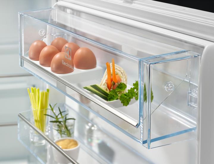 Actual product image Electrolux IK3035CZR (274 l)