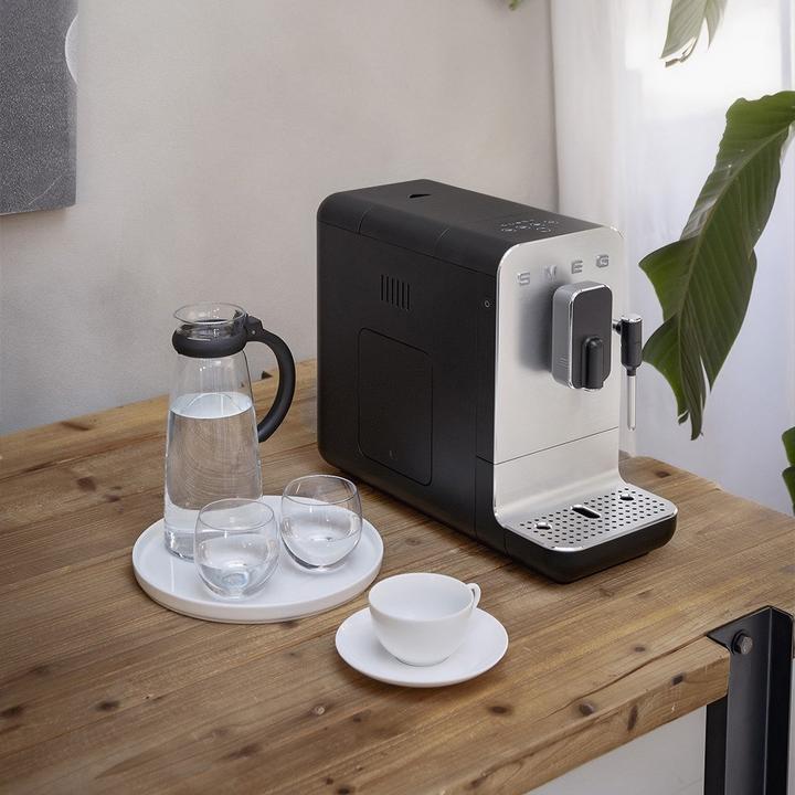 Actual product image Smeg BCC12BLMEU