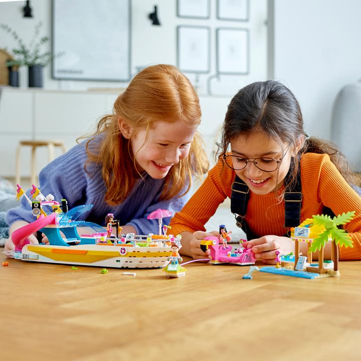 Actual product image LEGO Friends party boat from Heartlake City (41433, LEGO Friends)