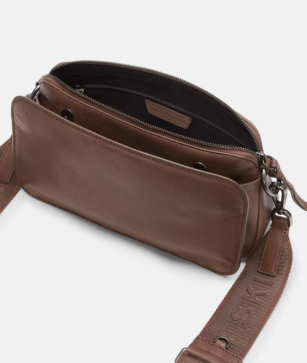 Produktbild Liebeskind Berlin Bodybag Basic Clarice Crossbody M