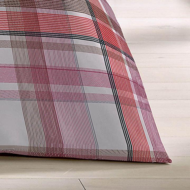 Produktbild Fleuresse Mako-Satin Bettwäsche Milano 114323 rot (Bettwäsche Set, 135x200 cm + 80x80 cm)