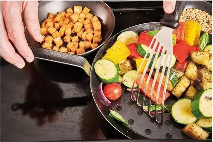 Produktbild de Buyer Maronipfanne (28 cm, Bratpfanne, Eisen)