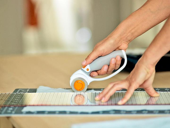 Produktbild Fiskars Titanium Rollmesser (Cutter)