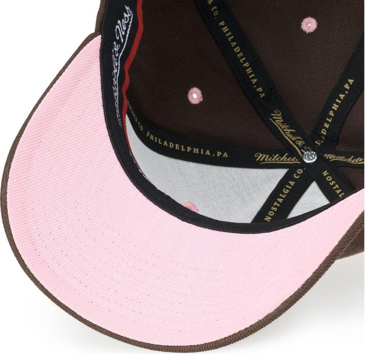 Actual product image Mitchell & Ness Snapback Stretch Cap SUGAR Brand Logo (One size)
