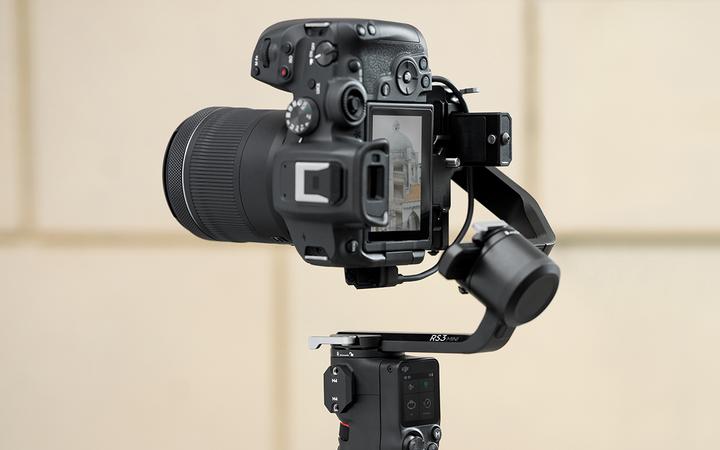 Produktbild DJI RS L-förmiges Multi-Kamera-Steuerkabel (USB-C, 30 cm) (Drohnen Kabel, DJI Mini 3, DJI RC 2, DJI RC Motion 3)