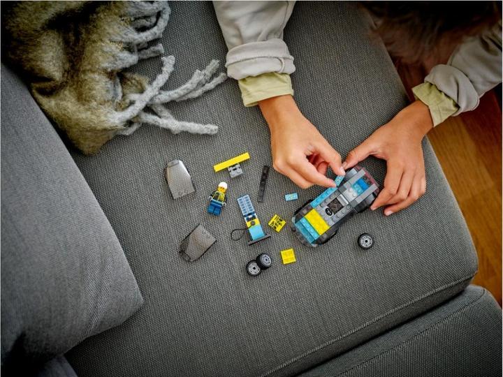 Image du produit LEGO Voiture de sport électrique (60383, LEGO City)