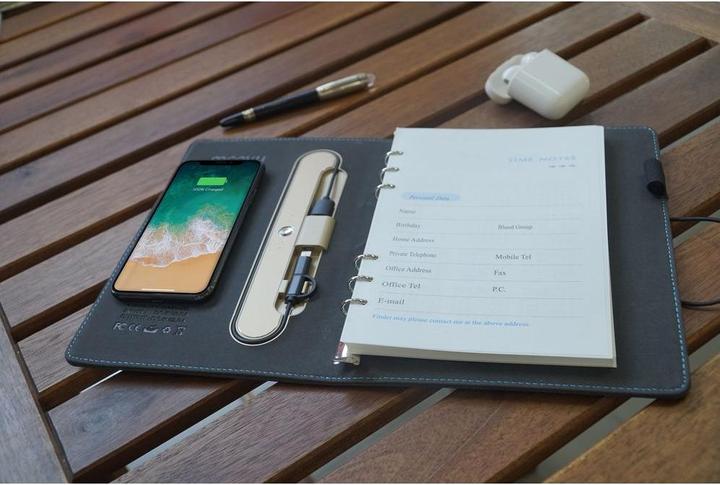 Produktbild Moovy Power Book with Powerbank 8000mAh (8000 mAh)