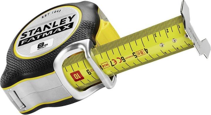 Actual product image Stanley Fatmax Xtreme tape measure 8m (Metric)