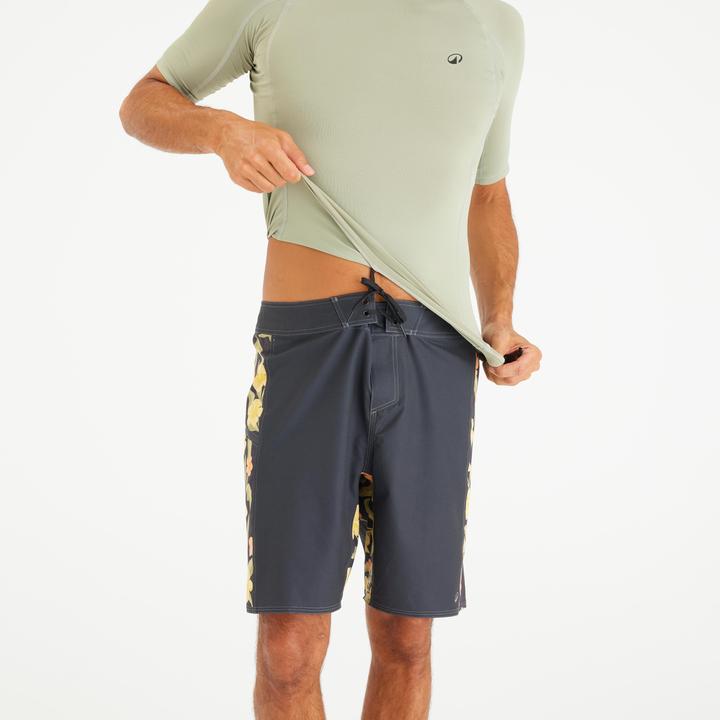 Image du produit Olaian Tee shirt de surf manches courtes UPF50+ Homme - 500 kaki (XL)