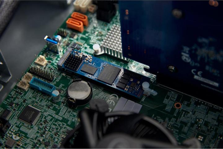 Produktbild Kingston DC2000B (480 GB, M.2 2280)