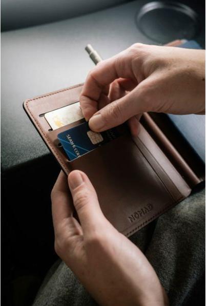 Productafbeelding Nomad Leren Paspoort Portemonnee Pen Editie Rustiek Bruin