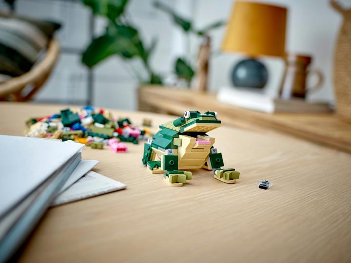 Actual product image LEGO Creator 31121 Crocodile (31121, LEGO Creator 3-in-1)