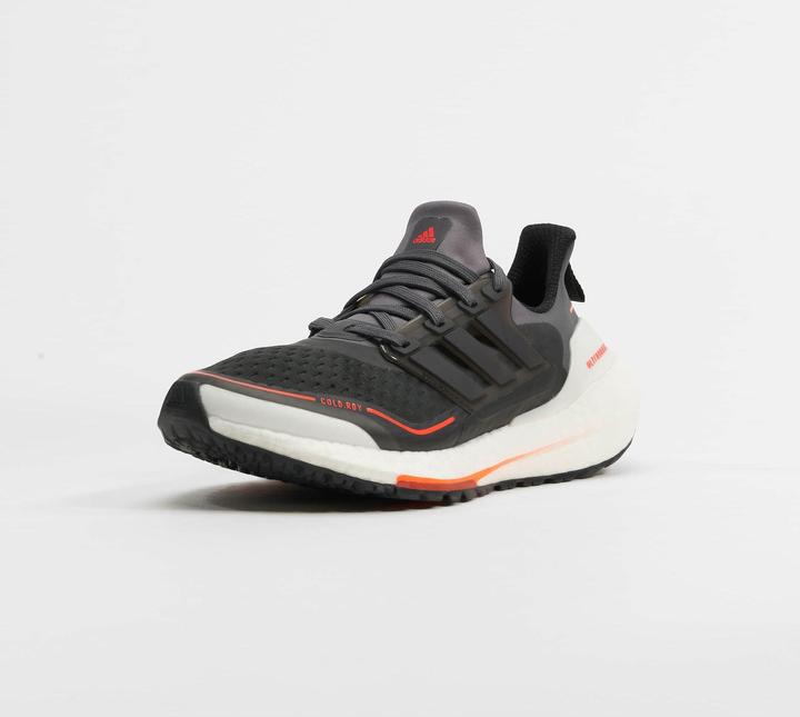 Image du produit adidas Chaussures Ultraboost 21 - 87309 (38 2/3)