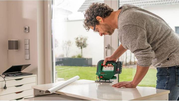 Image du produit Bosch Home & Garden UniversalSaw 18V-100
