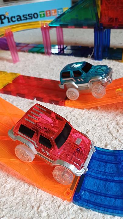 Productafbeelding PicassoTiles Racewagen Track Set
