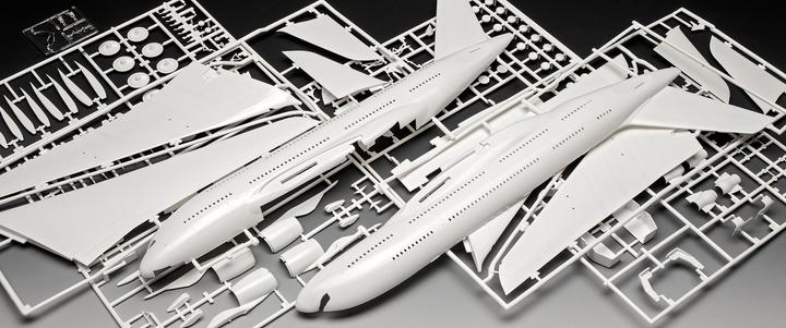 Actual product image Revell Airbus A380-800 Lufthansa New Livery