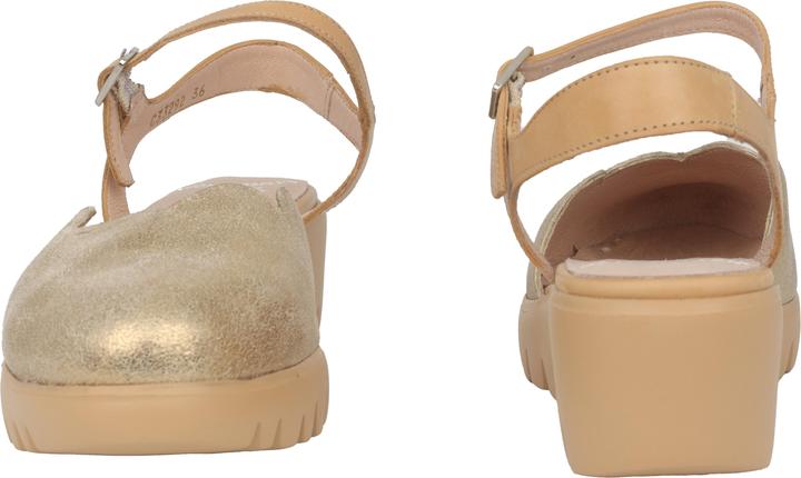 Actual product image Wonders Caravaca (41)