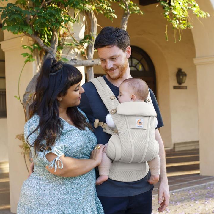 Actual product image Ergobaby Omni Breeze