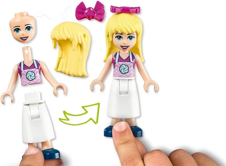 Actual product image LEGO Heartlake City Waffle House (41426, LEGO Friends)