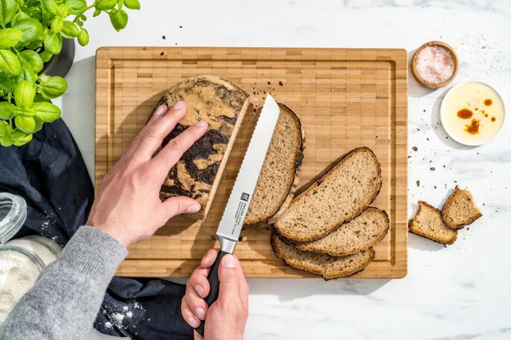Immagine prodotto Zwilling Coltello da pane All Star 200, oro lucido