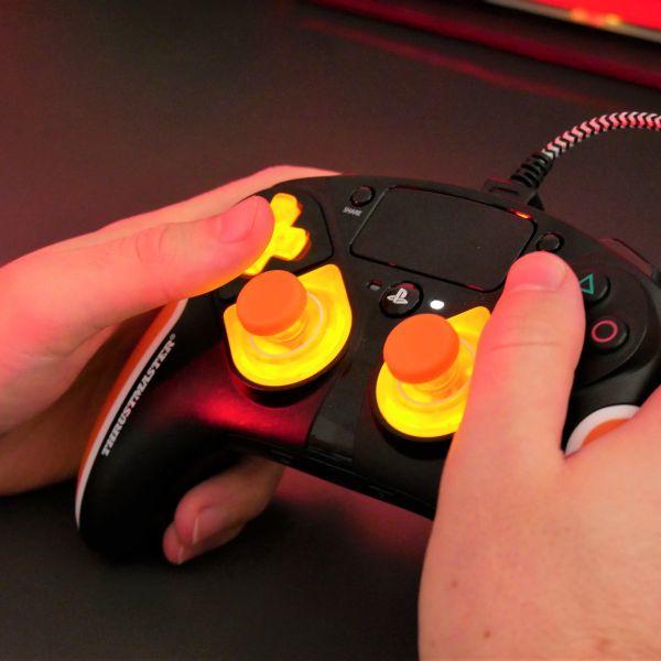 Image du produit Thrustmaster AddOn Gamepad Thrustm. eswap X LED ORANGE CRYSTAL P.XBO/PC (Xbox Series S, Xbox One S, PC, Xbox One X, Xbox Series X)