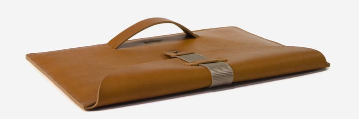 Actual product image Le Feuillet La Pochette à main Sangle
