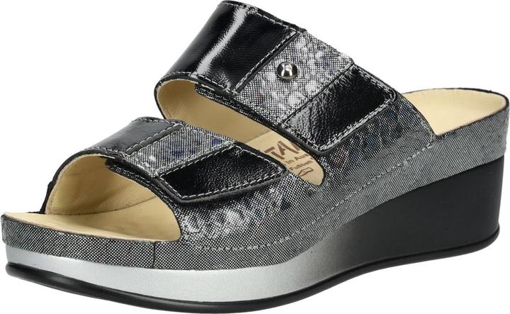 Black Combi