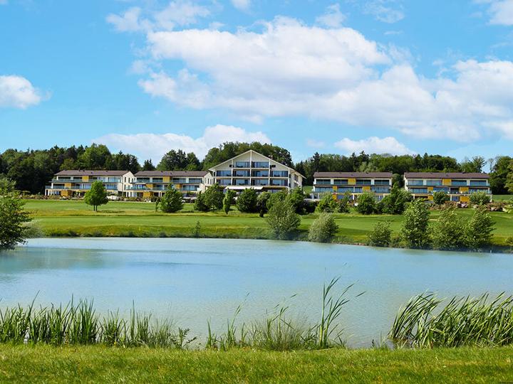 Immagine prodotto Smartbox 1 notte romantica con accesso alla spa e uno spuntino a Lipperswil (2 pers.)