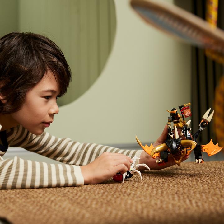 Produktbild LEGO Coles Erddrache EVO (71782, LEGO Ninjago)