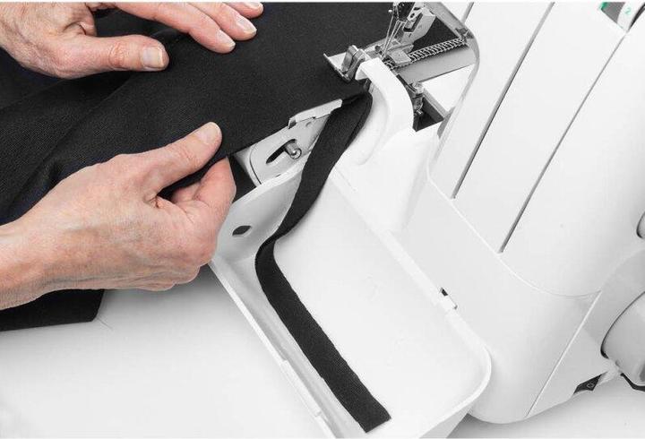 Produktbild Husqvarna VIKING Amber S100 Overlock