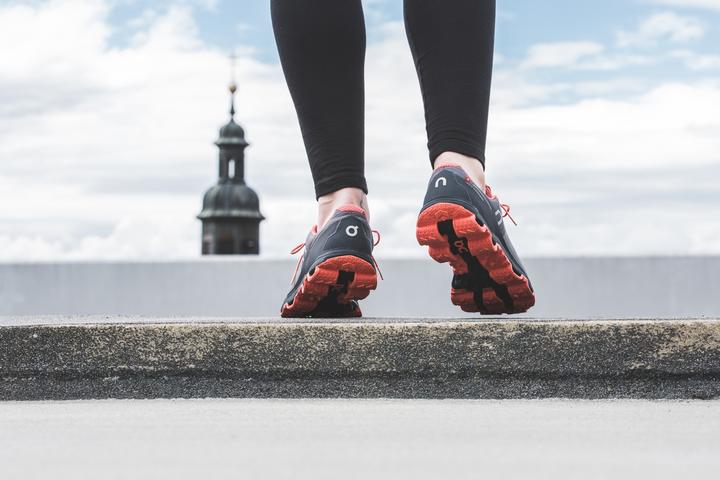 Actual product image On Running Cloudventure (42)