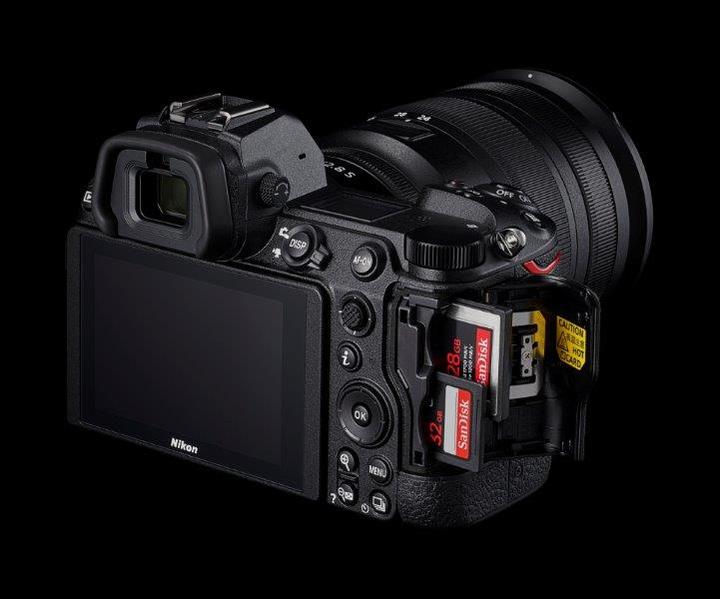 Image du produit Nikon Z7 II Kit (24 - 70 mm, 45.70 Mpx, Plein format)