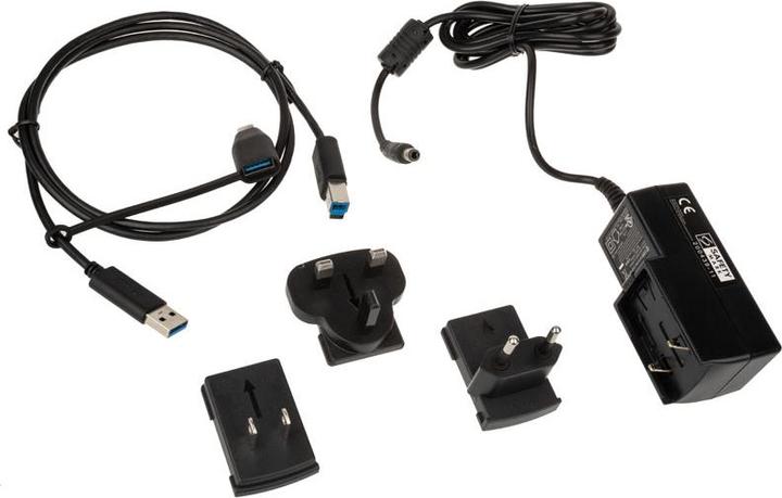 Actual product image Icy Box IB-DK2252AC (USB-C, 12 Ports)