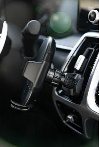 Produktbild Ansmann KFZ-USB-Ladegerät Induktions-Ladegerät WiLine 15 1 A / 5 W / 1 Port (15 W)