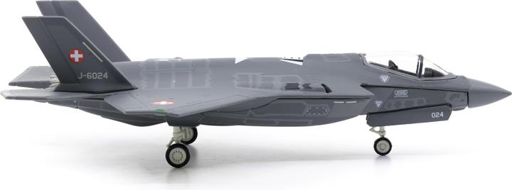 Actual product image Ace F-35A