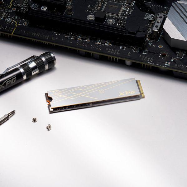 Produktbild Adata SSD 1.0TB XPG MARS 980 BLADE M.2 PCI5 (1000 GB, M.2 2280)