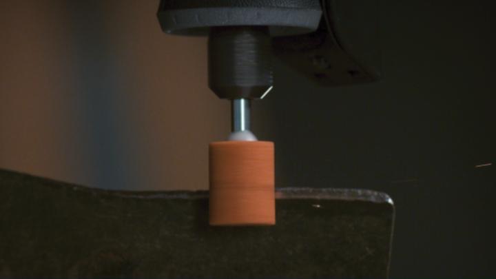 Produktbild Dremel Aluminiumoxid-Schleifstein Ø 9,5 mm (3 Stück) (Korund)