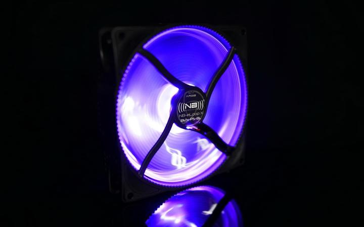 Image du produit Noiseblocker NB-eLoop X B12-P ARGB, PWM (120 mm, 1 x)