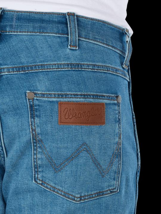 Actual product image Wrangler 10022037 (W31/L32)