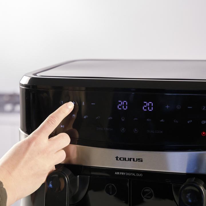 Actual product image Taurus Air Fryer DUAL (CH plug)
