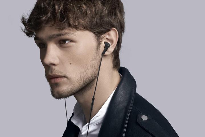 Image du produit B&O Beoplay E4 (ANC, 20 h, Filaire)