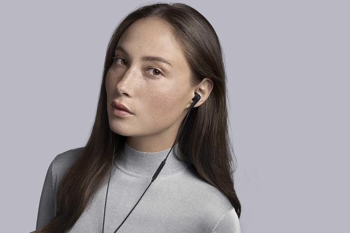 Image du produit B&O Beoplay E4 (ANC, 20 h, Filaire)