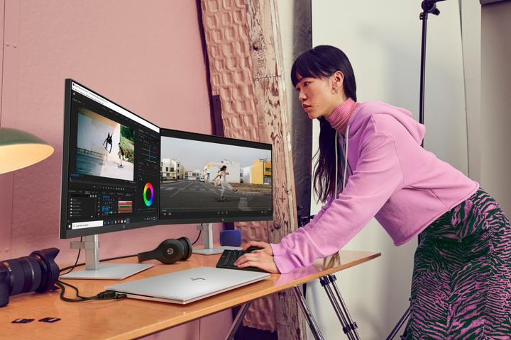 Actual product image HP U28 (3840 x 2160 Pixels, 28")